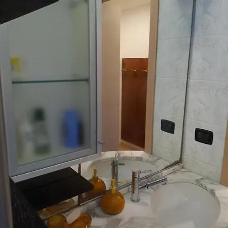 Quartiere Savena - Di Stefano Апартаменты *